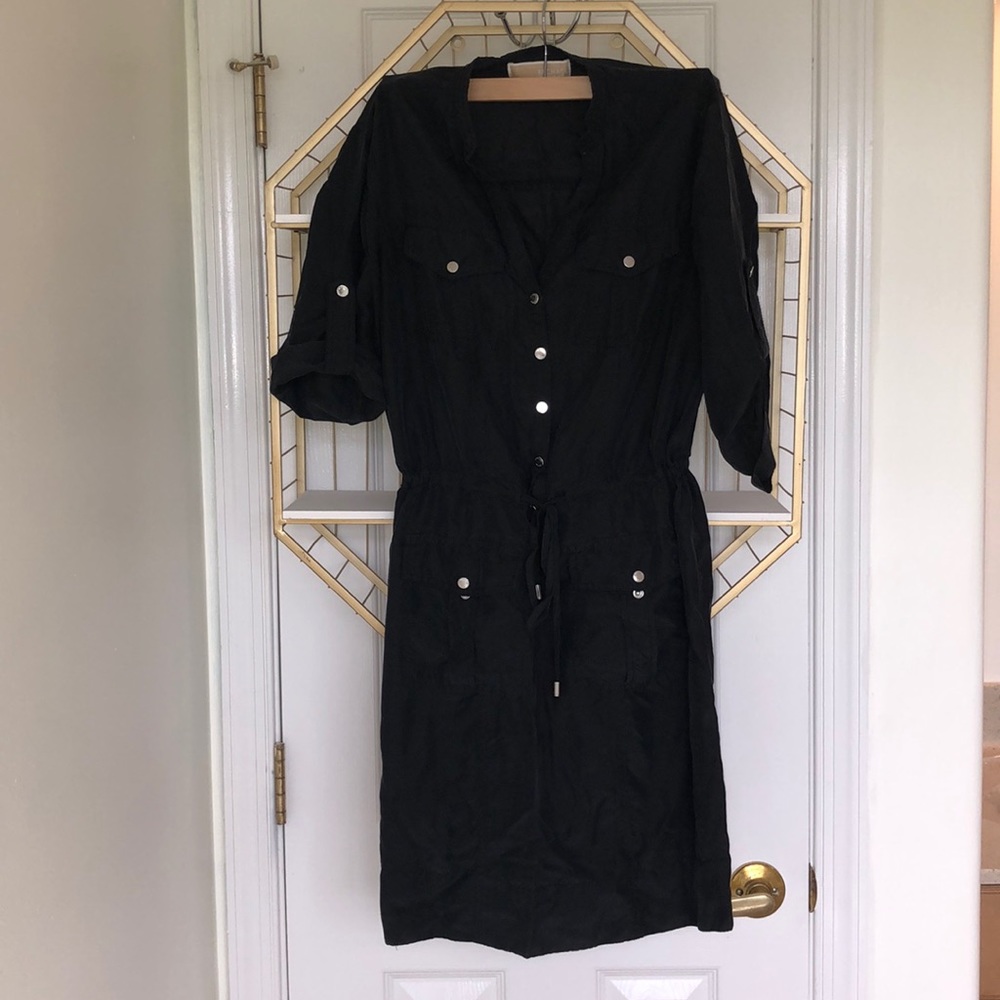 MICHAEL KORS 100% silk, buttery cargo style dress